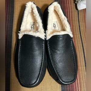 UGG Men's Black Loafers with Cream Lining